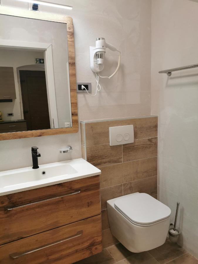 Apartmani Rosa I Linda Rijeka Exterior foto